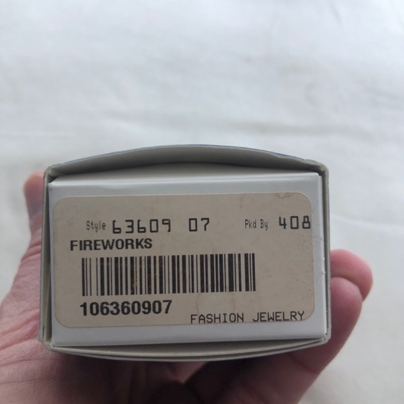 Lia Sophia Multi Colored Fireworks ring, Size 7 - Picture 2 of 4